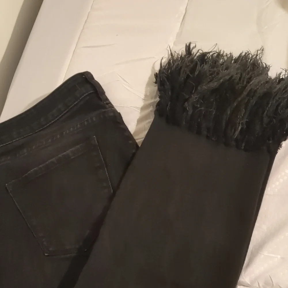 Black Fringed Women's Jeans
